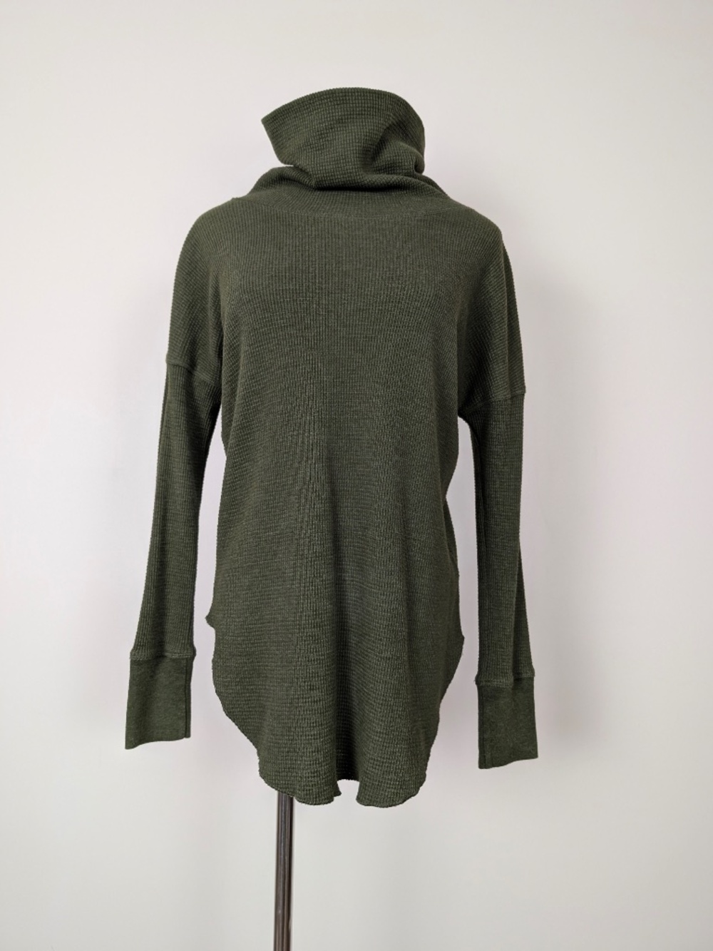 Babaton Green Turtleneck Waffle Size Small Long Sleeve - Picture 11 of 13